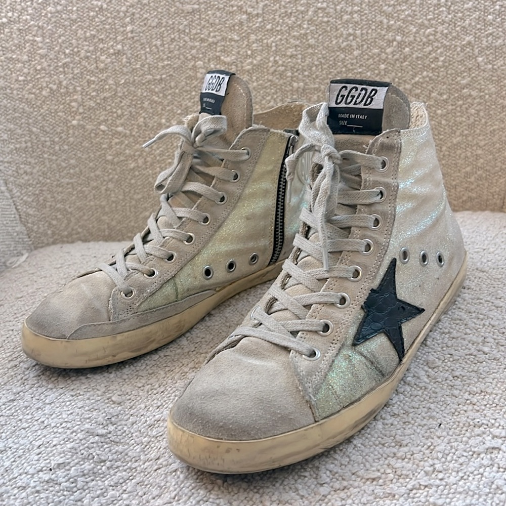 Golden Goose Francy glitter sneaker. Black star sz 39 sz9. Worn a few times.